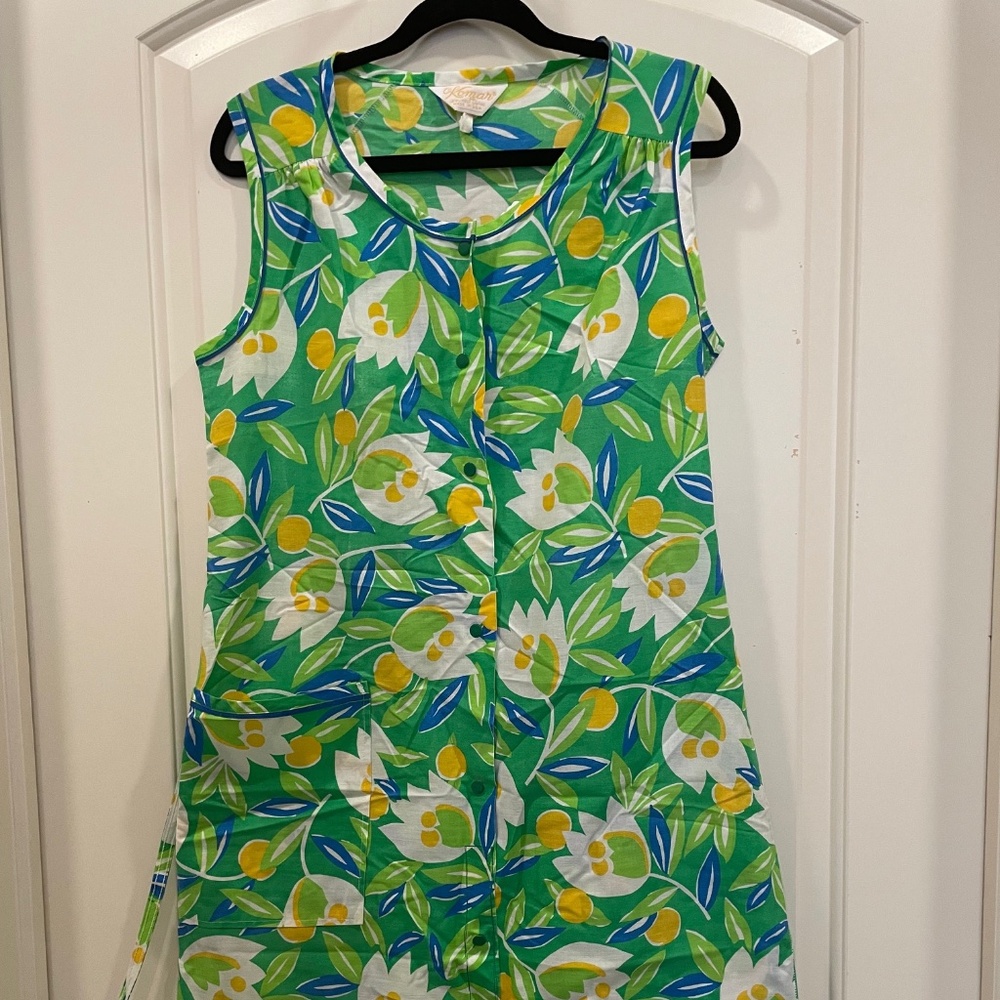 Komar Sleeveless Vintage Dress (with Pocket!)